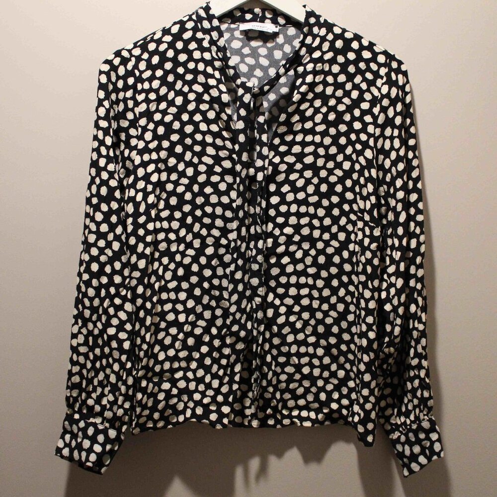 Black & Cream Reserved Long Sleeve Top - Sz M